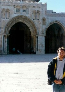 The Al-Aqsa mosque on the Temple Mount.  The site of the assassination of King Abdullah Hussein of Jordan in 1951, and the 1969 fire started by a zealous Australian tourist, Michael Rohan, hoping to destroy the mosque in order to hasten the Second Coming of Jesus. Note a much younger Veracity blogger on the right side of the photo (1994: Clarke Morledge)