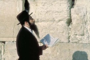 Who is a "true" Jew, according to the New Testament? 
